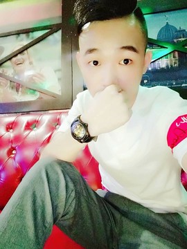 【DJ】灬小♔诺主播照片