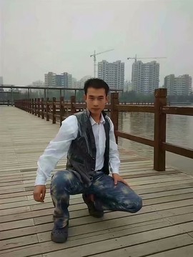 赵朝刚主播照片