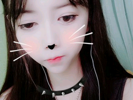 “梁山伯，与猪硬来”主播照片