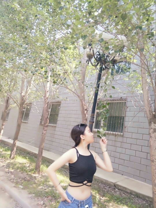昵称违规，请重新修改的主播照片