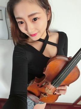 小提琴手🎻阳阳阳主播照片