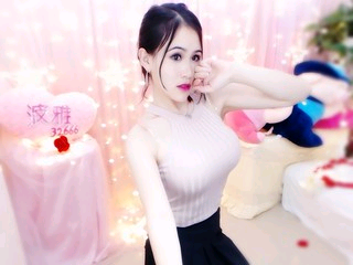 潜水，听歌的主播照片