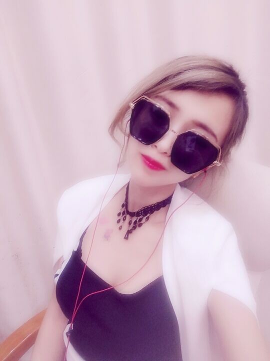 昵称违规，请重新修改的主播照片