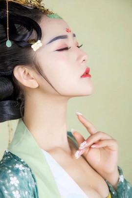 梦瑶❤有缘再会主播照片