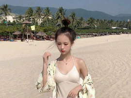 万新爱主播照片