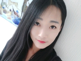 辰家白云主播照片