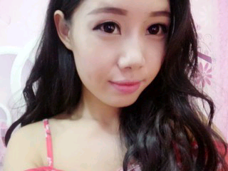 邱大平主播照片