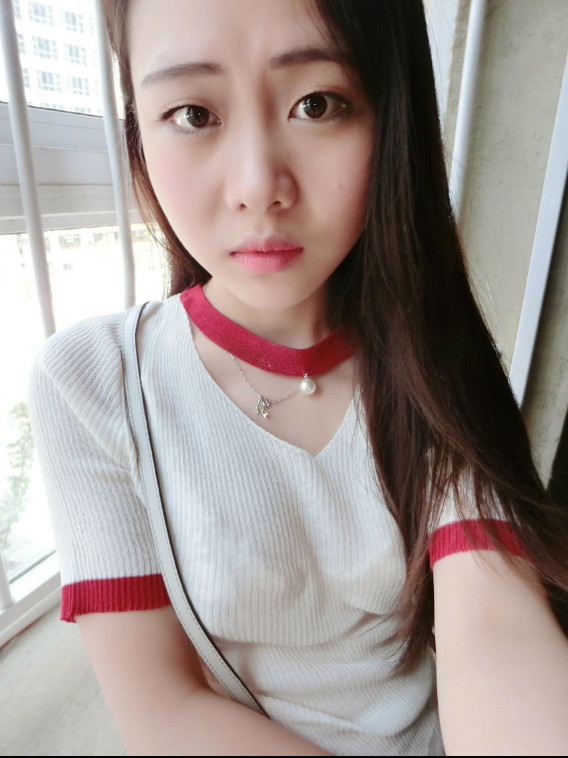 雪离儿的主播照片