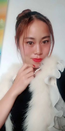 珍妮弗宝贝主播照片