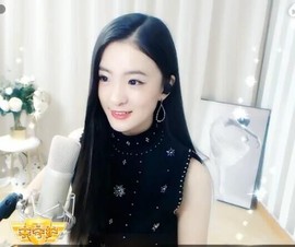右手还是那个右手！！主播照片