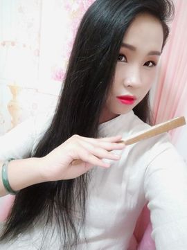 茶茶幸运星主播照片