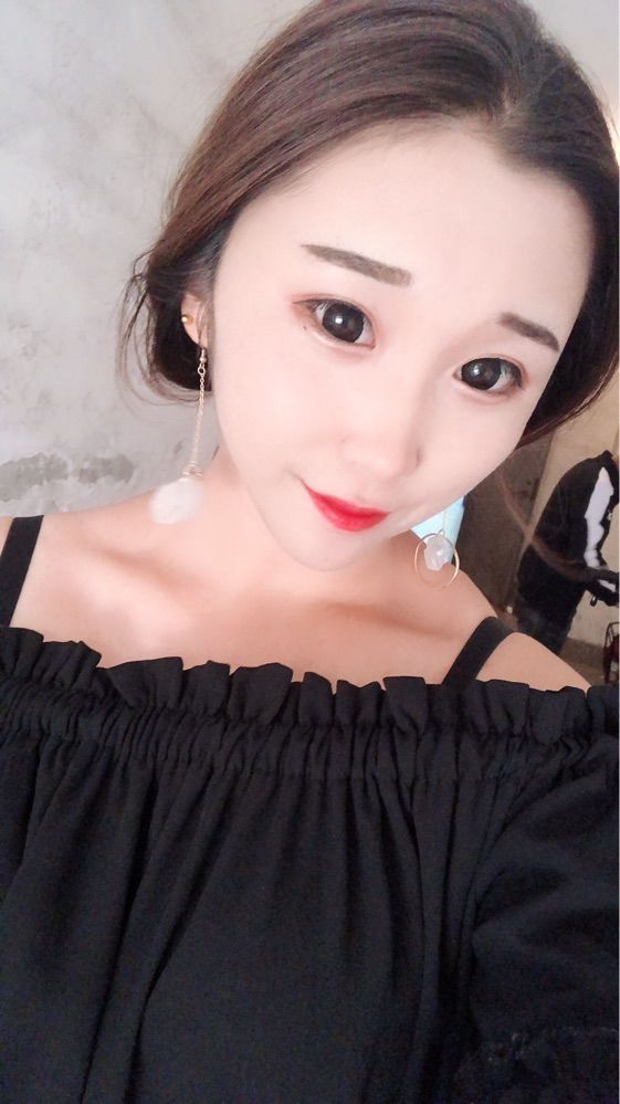 a小阿欣~的主播照片