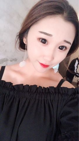 a小阿欣~主播照片