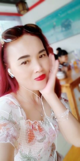 国珍万人迷女神兰兰主播照片