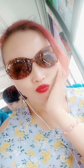 国珍万人迷女神兰兰主播照片