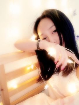 沫沫生病休息中主播照片