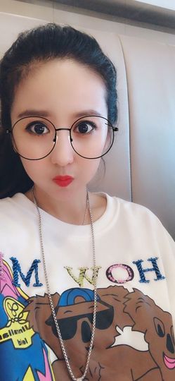 魅丽晴儿主播照片