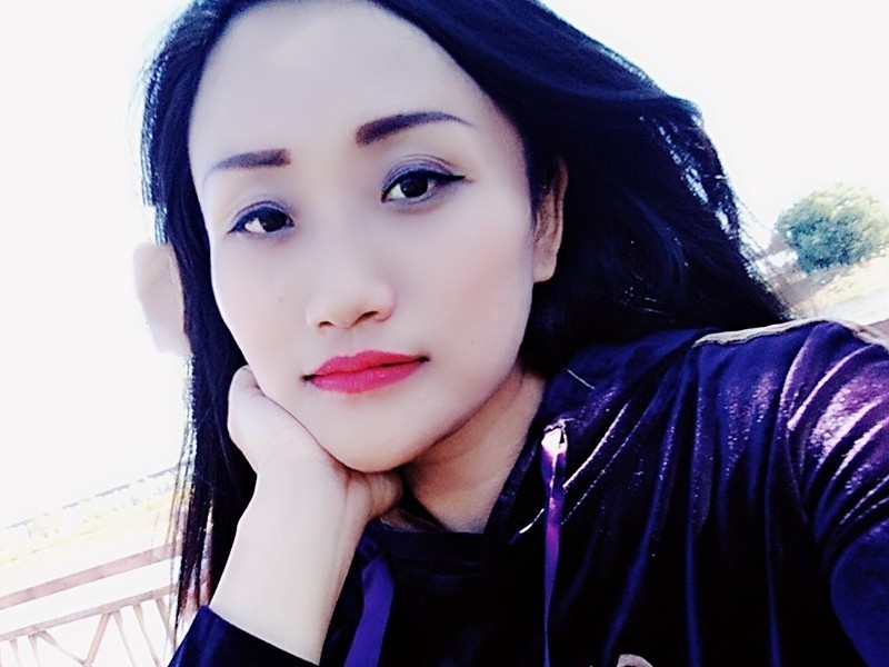 芷芷敏的主播海报
