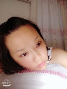 Tina静静主播照片