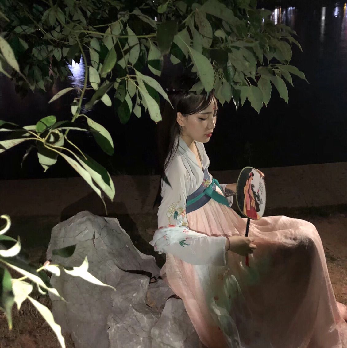 梦梦酱突然出现的主播照片