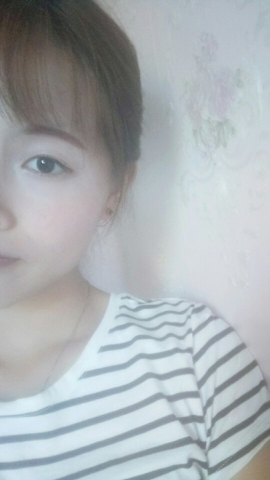 萌莘，莘后主播照片