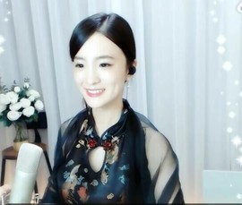 右手还是那个右手！！主播照片