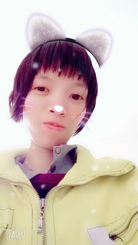 亚暖b主播照片