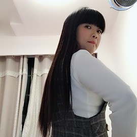 Z蓉菲主播照片
