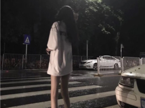 Sy.忧海报