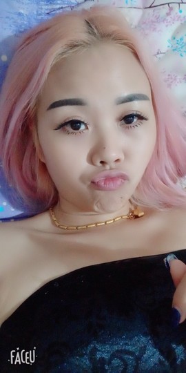 燕宝。主播照片