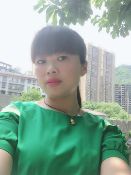 Z蓉菲主播照片
