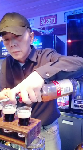 逍遥快活的人主播照片