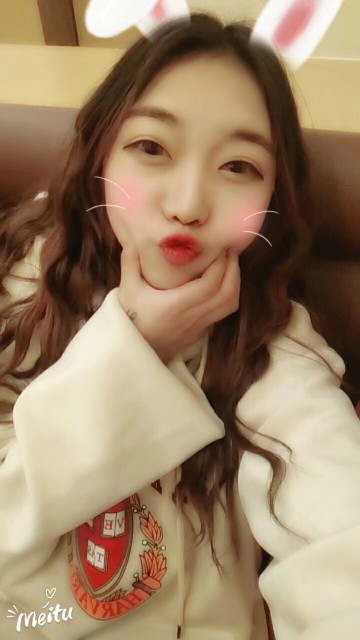 安琪🍒歌手.麦手的主播照片