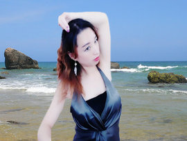 张旭海主播照片