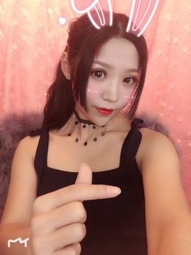 丑齐齐主播照片