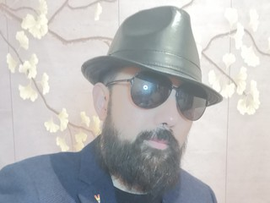 大胡子涛哥主播照片