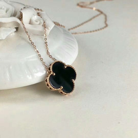 千翠翡翠珠宝瑞丽分店主播照片