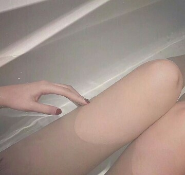 潮潮🐬歌主播照片