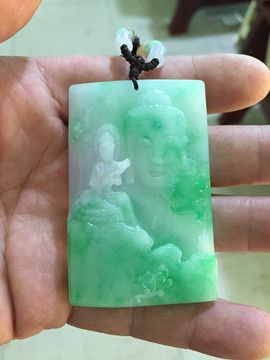 翡翠老周主播照片