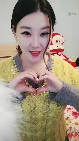 云满天+主播照片