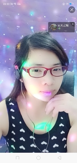叮铛酷舞滑摇的主播照片