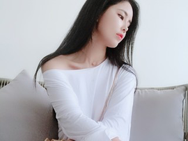 MRRIGHTb8n主播照片