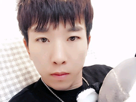 问？？？❤无悔主播照片