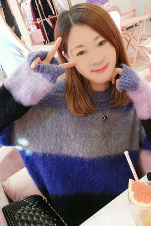 红爱💗谁能懂我心的图片
