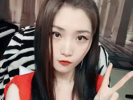 小星侠侠主播照片