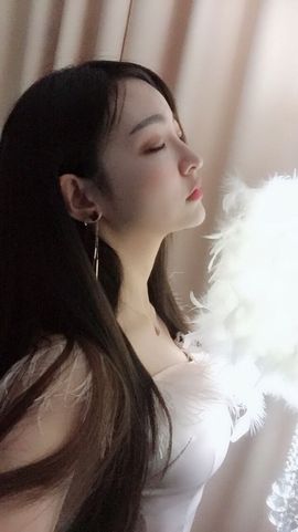 8191🎤夏小夏主播照片