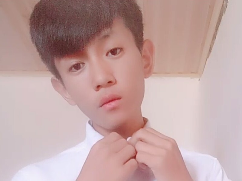 #天亿的主播海报