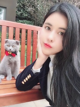 兮盼💕暂休主播照片
