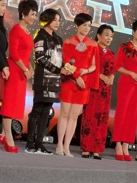 🌟瞎串串主播照片