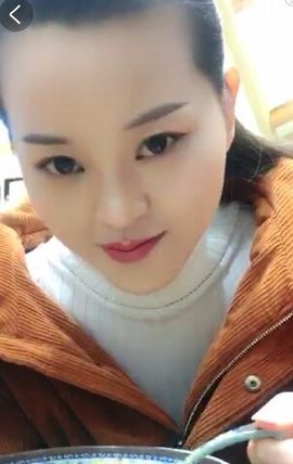 放秋假主播照片